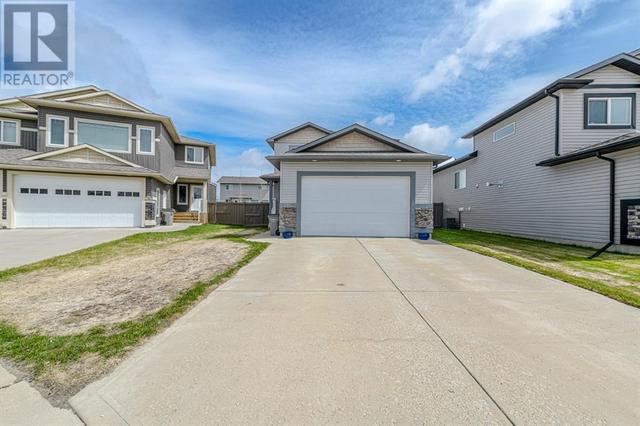 7113 86a Street, House detached with 3 bedrooms, 2 bathrooms and 4 parking in Grande Prairie AB | Image 3