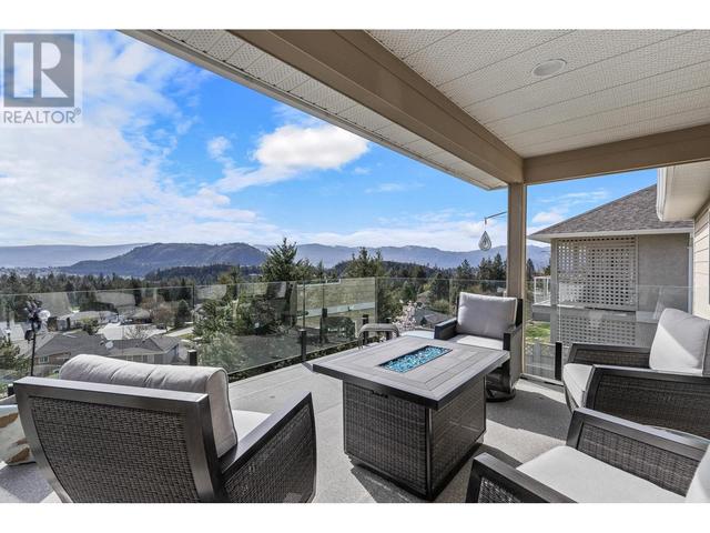 2264 Shannon Hills Drive, House detached with 3 bedrooms, 3 bathrooms and 4 parking in West Kelowna BC | Image 13