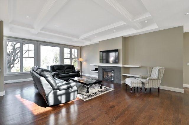 230 River Side Dr, House detached with 4 bedrooms, 5 bathrooms and 8 parking in Oakville ON | Image 3