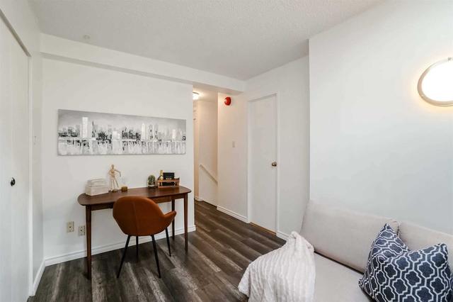 10 - 1252 King St W, Townhouse with 2 bedrooms, 1 bathrooms and 1 parking in Toronto ON | Image 11
