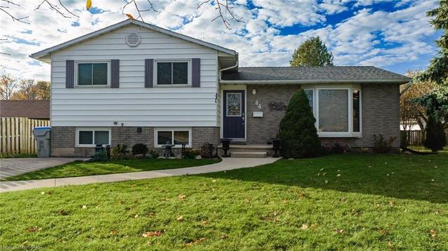 44 Valerie Court, House detached with 3 bedrooms, 2 bathrooms and 3 parking in Goderich ON | Image 37