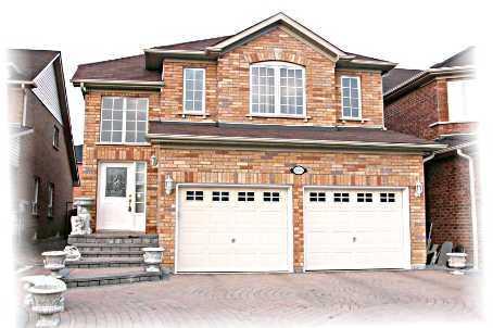 7245 Magistrate Terr, House detached with 4 bedrooms, 3 bathrooms and 4 parking in Mississauga ON | Image 1
