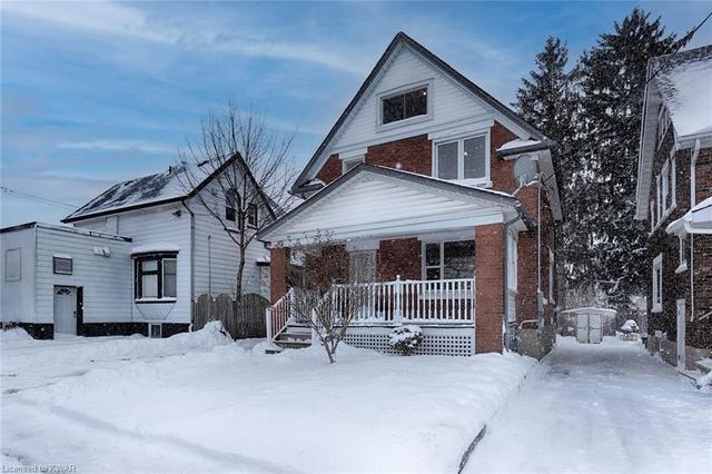 149 Shanley Street, House detached with 3 bedrooms, 1 bathrooms and 2 parking in Kitchener ON | Image 2