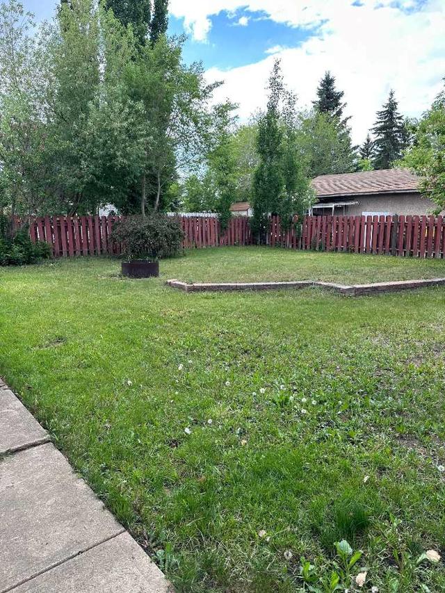 1524 3 Avenue, House detached with 5 bedrooms, 2 bathrooms and 2 parking in Wainwright AB | Image 4