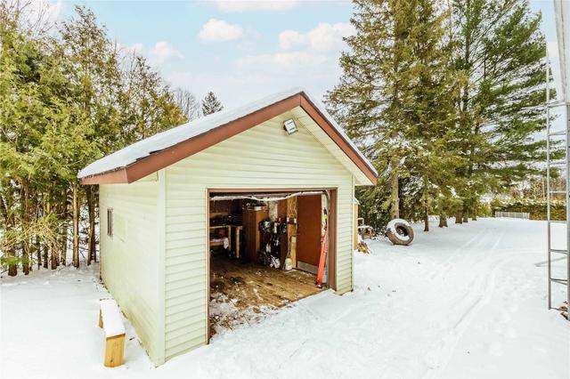 19 Clearview Dr, House detached with 3 bedrooms, 1 bathrooms and 15 parking in Kawartha Lakes ON | Image 28