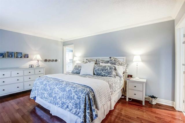 1256 Nathaniel Cres, House detached with 2 bedrooms, 2 bathrooms and 6 parking in Burlington ON | Image 9