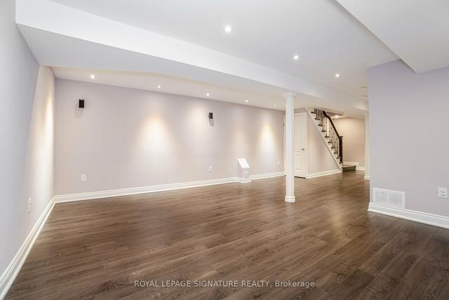 921 Tambourine Terr, House semidetached with 3 bedrooms, 4 bathrooms and 3 parking in Mississauga ON | Image 27
