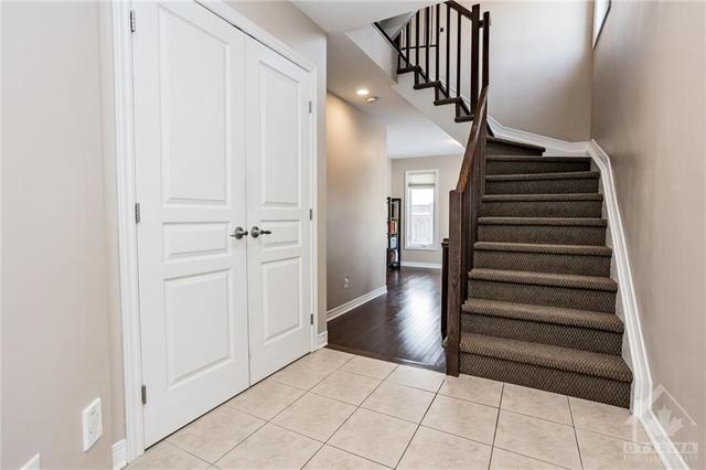 201 Accolade Private, Townhouse with 3 bedrooms, 3 bathrooms and 2 parking in Ottawa ON | Image 5