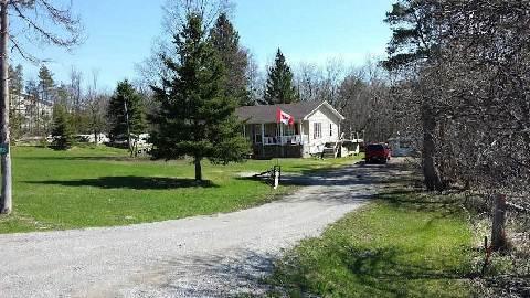 6742 Hwy 35, House detached with 3 bedrooms, 2 bathrooms and 10 parking in Kawartha Lakes ON | Image 2