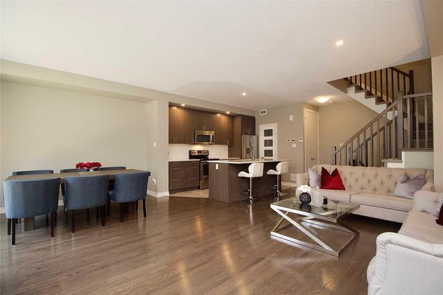 315 Chaperal Private Pt, House attached with 2 bedrooms, 2 bathrooms and 1 parking in Ottawa ON | Image 6