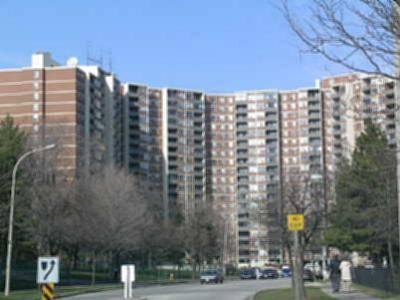 1406 - 625 The West Mall, Condo with 3 bedrooms, 2 bathrooms and 1 parking in Toronto ON | Image 1