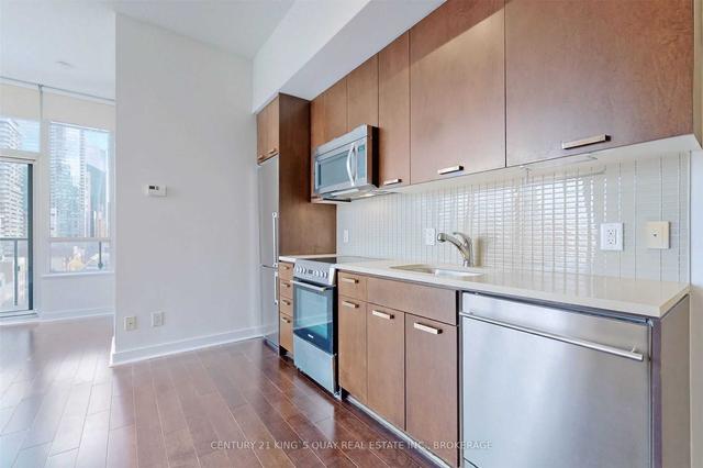 1004 - 295 Adelaide St W, Condo with 2 bedrooms, 2 bathrooms and 1 parking in Toronto ON | Image 36