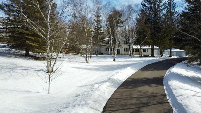 62 Gibson Lake Dr, House detached with 3 bedrooms, 4 bathrooms and 12 parking in Caledon ON | Image 31