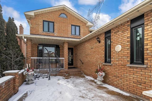 70 View North Crt, House detached with 4 bedrooms, 4 bathrooms and 6 parking in Vaughan ON | Image 12