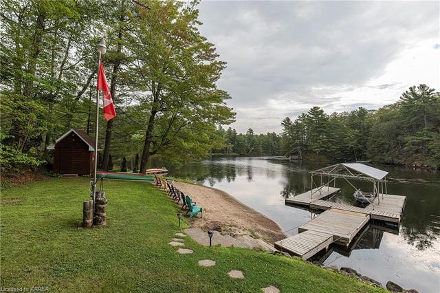561 Bob's Lake Road, House detached with 2 bedrooms, 2 bathrooms and 14 parking in South Frontenac ON | Image 4