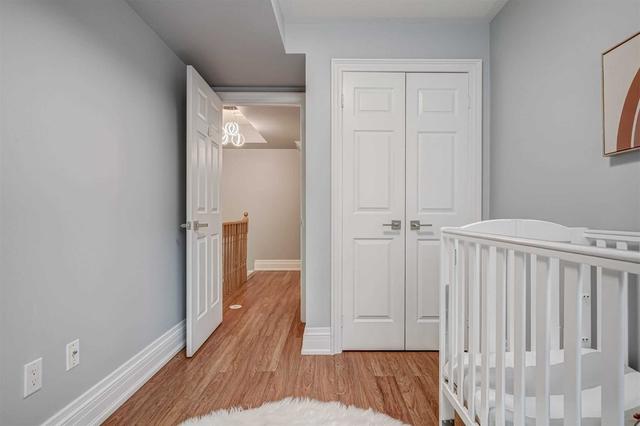 36 - 30 Turntable Cres, Townhouse with 2 bedrooms, 1 bathrooms and 1 parking in Toronto ON | Image 11