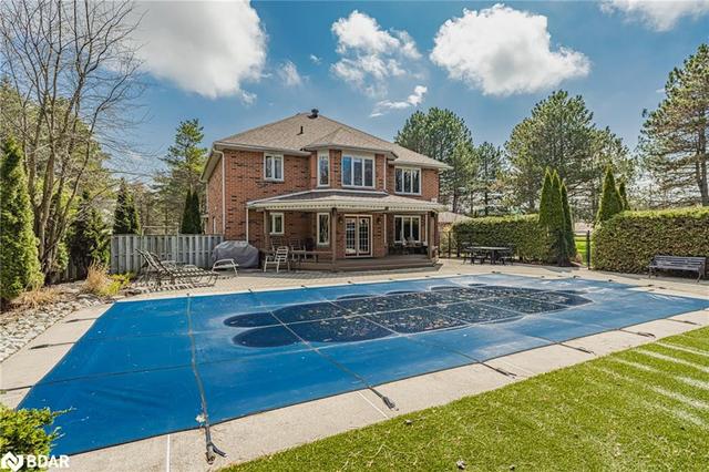 2 Simoro Crescent, House detached with 5 bedrooms, 2 bathrooms and 15 parking in Oro Medonte ON | Image 43