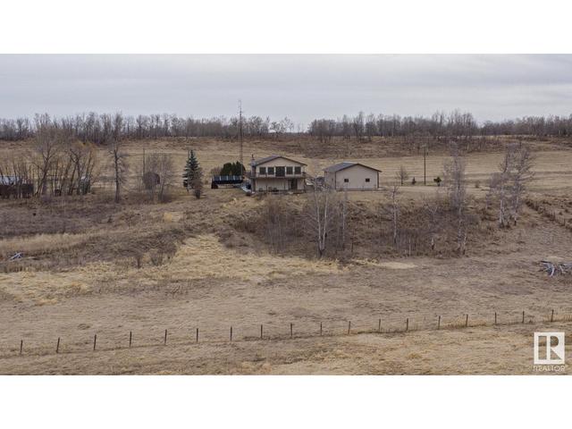 58224 Rge Rd 223, House detached with 3 bedrooms, 2 bathrooms and null parking in Thorhild County AB | Image 8