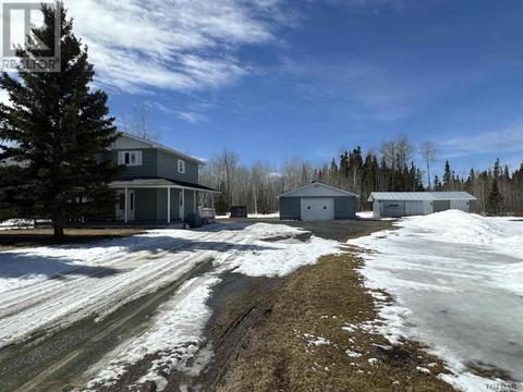 1663 11 Hwy S, House detached with 4 bedrooms, 1 bathrooms and null parking in Cochrane ON | Card Image