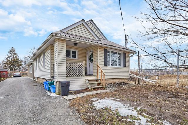 309 Elgin St E, House detached with 2 bedrooms, 2 bathrooms and 3 parking in Oshawa ON | Image 18