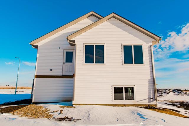 11452 95 Street, House detached with 3 bedrooms, 2 bathrooms and 4 parking in Grande Prairie County No. 1 AB | Image 38