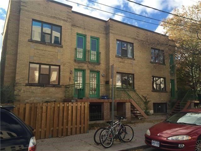 2 - 102 Beverley St, House attached with 2 bedrooms, 2 bathrooms and 1 parking in Toronto ON | Image 1
