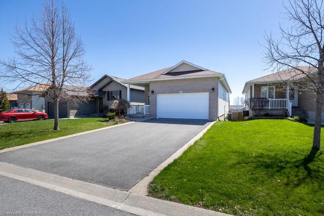 122 Islandview Drive, House detached with 4 bedrooms, 2 bathrooms and null parking in Loyalist ON | Image 34