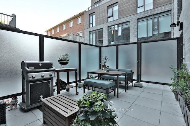 th3 - 16 Filmic Lane, Townhouse with 3 bedrooms, 3 bathrooms and 1 parking in Toronto ON | Image 9