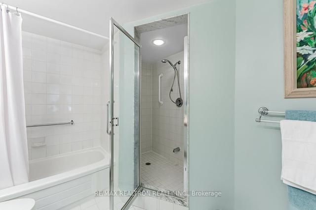 117 - 1200 Don Mills Rd, Condo with 2 bedrooms, 2 bathrooms and 1 parking in Toronto ON | Image 14