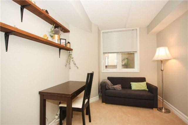 425 - 12 Douro St, Townhouse with 2 bedrooms, 1 bathrooms and 1 parking in Toronto ON | Image 12