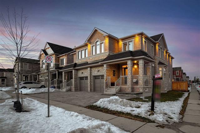 3041 Max Khan Blvd, House semidetached with 4 bedrooms, 3 bathrooms and 3 parking in Oakville ON | Image 19