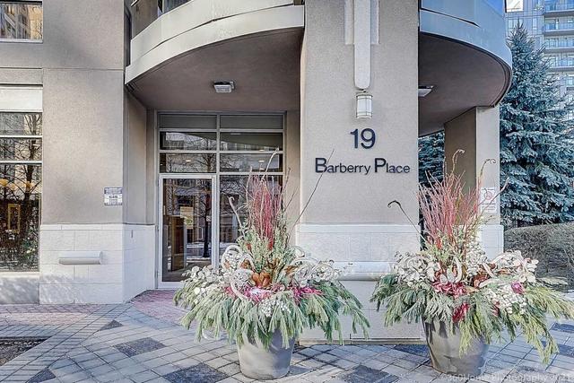 208 - 19 Barberry Pl, Condo with 2 bedrooms, 2 bathrooms and 1 parking in Toronto ON | Image 12