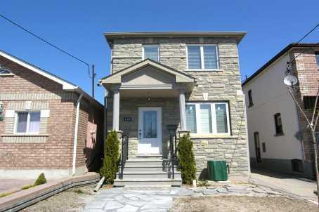 118 Northland Ave, House detached with 3 bedrooms, 3 bathrooms and 1 parking in Toronto ON | Image 1
