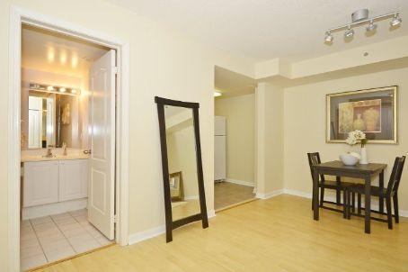 409 - 29 Canniff St, Townhouse with 1 bedrooms, 1 bathrooms and 1 parking in Toronto ON | Image 7