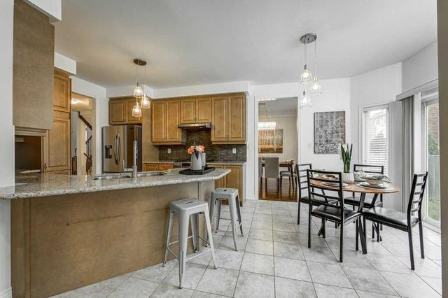5358 Mallory Rd, House detached with 4 bedrooms, 4 bathrooms and 4 parking in Mississauga ON | Image 7