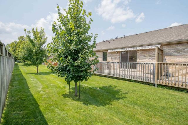 6 - 25 Cobden Crt, Townhouse with 2 bedrooms, 2 bathrooms and 2 parking in Brantford ON | Image 30