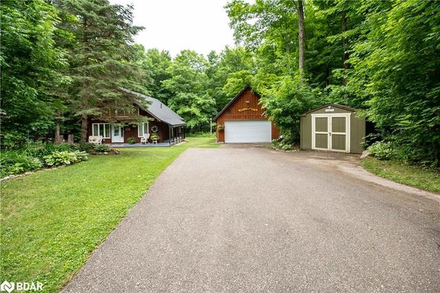 607 Mount St. Louis W Road, House detached with 3 bedrooms, 1 bathrooms and 12 parking in Oro Medonte ON | Image 4