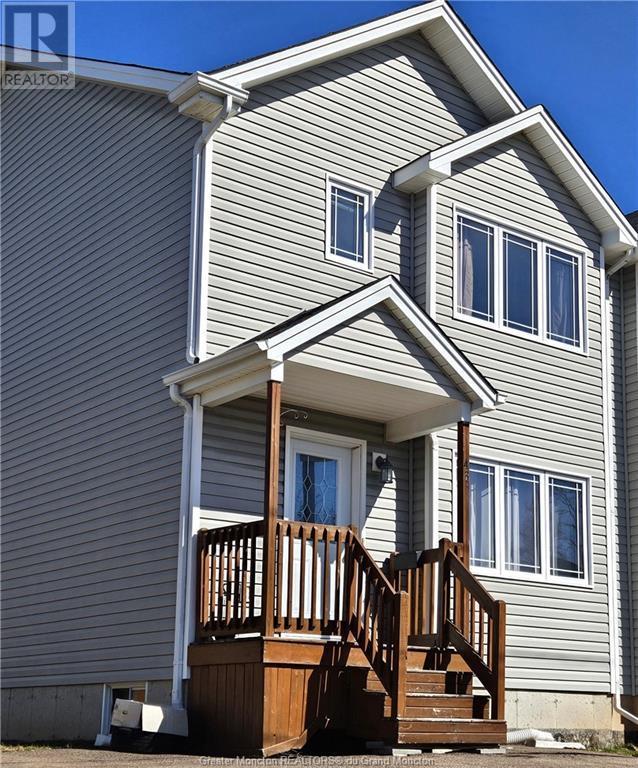 43 Danny, House semidetached with 3 bedrooms, 1 bathrooms and null parking in Dieppe NB | Image 2