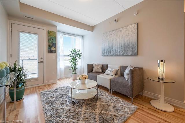 111 - 640 Sauve Street St, Condo with 2 bedrooms, 2 bathrooms and 1 parking in Milton ON | Image 2