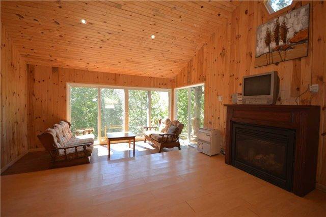104 Shadow Lake Road 28 Rd, House detached with 2 bedrooms, 1 bathrooms and 3 parking in Kawartha Lakes ON | Image 15