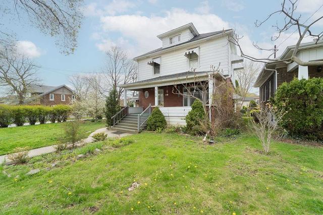 5170 Willmott St, House detached with 4 bedrooms, 2 bathrooms and 7.5 parking in Niagara Falls ON | Card Image