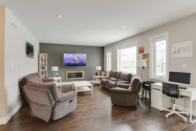 1070 Melsetter Way, House detached with 4 bedrooms, 3 bathrooms and 6 parking in London ON | Image 3