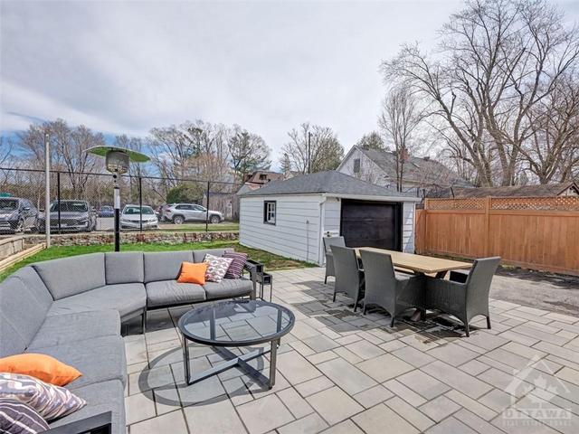 415 Hilson Avenue, House detached with 2 bedrooms, 2 bathrooms and 5 parking in Ottawa ON | Image 26