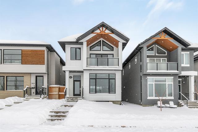 5834 37 Street Sw, House detached with 4 bedrooms, 3 bathrooms and 2 parking in Calgary AB | Image 2