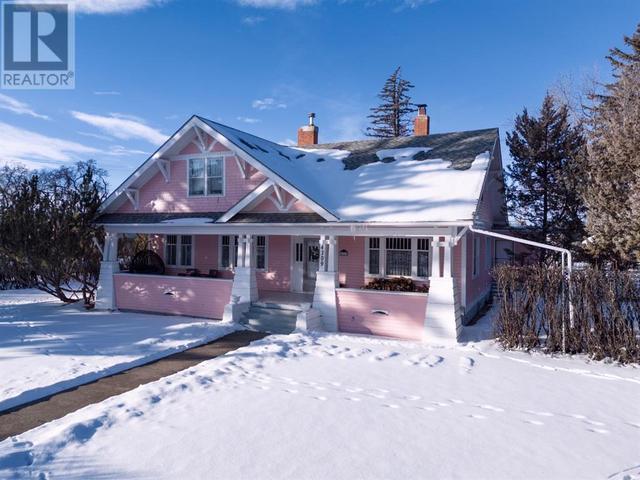 4309 2 Street, House detached with 5 bedrooms, 1 bathrooms and 4 parking in Claresholm AB | Image 3