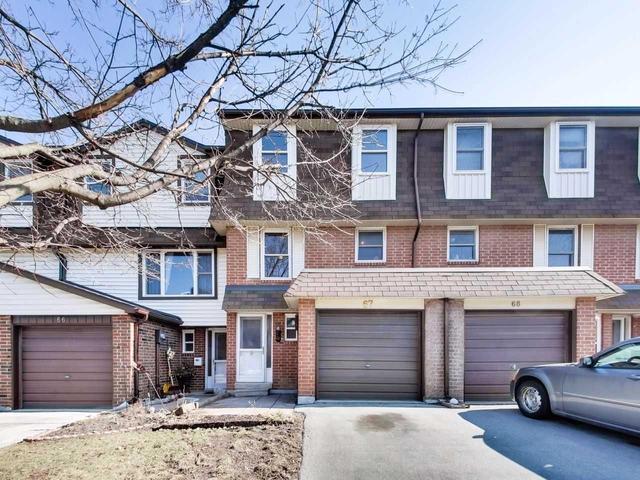 67 - 371 Bronte St S, Townhouse with 3 bedrooms, 3 bathrooms and 1 parking in Milton ON | Image 1