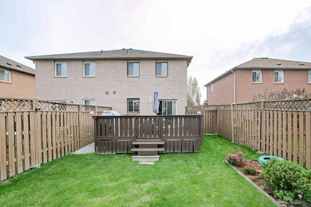 113 Saddletree Tr, House semidetached with 3 bedrooms, 3 bathrooms and 4 parking in Brampton ON | Image 8