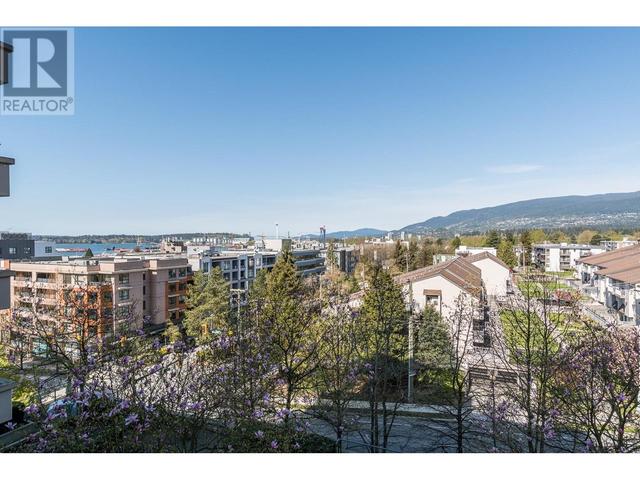 708 - 170 W 1st Street, Condo with 2 bedrooms, 2 bathrooms and 1 parking in North Vancouver BC | Image 23