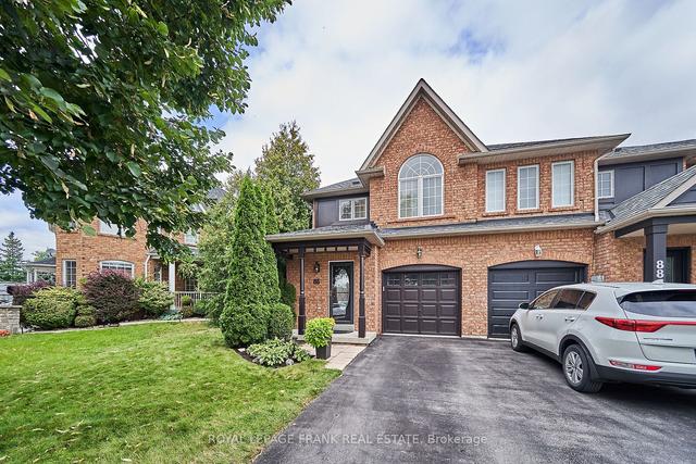 86 Stokely Cres, House attached with 3 bedrooms, 3 bathrooms and 3 parking in Whitby ON | Image 1