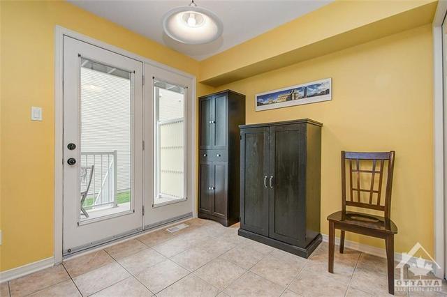 562 Reardon Private, House attached with 3 bedrooms, 2 bathrooms and 1 parking in Ottawa ON | Image 15